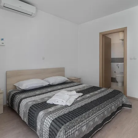 In With Wifi Crikvenica